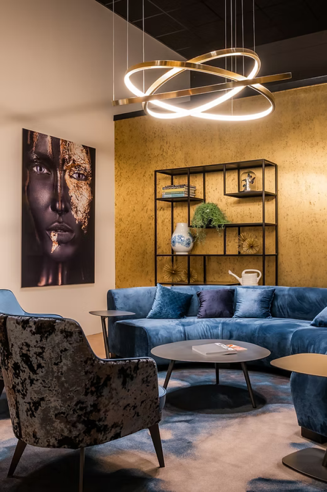 Afstyling Showroom Utilicht the light club Afstyling Showroom Utilicht the light club